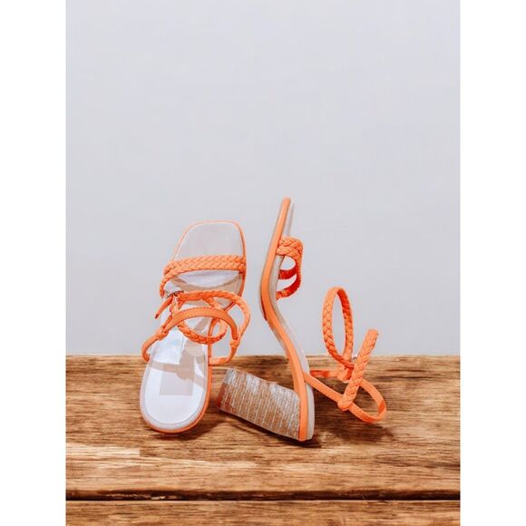 Dolce Vita Oro Braided Strap Block Heel Sandals Size 8 - Picture 1 of 5